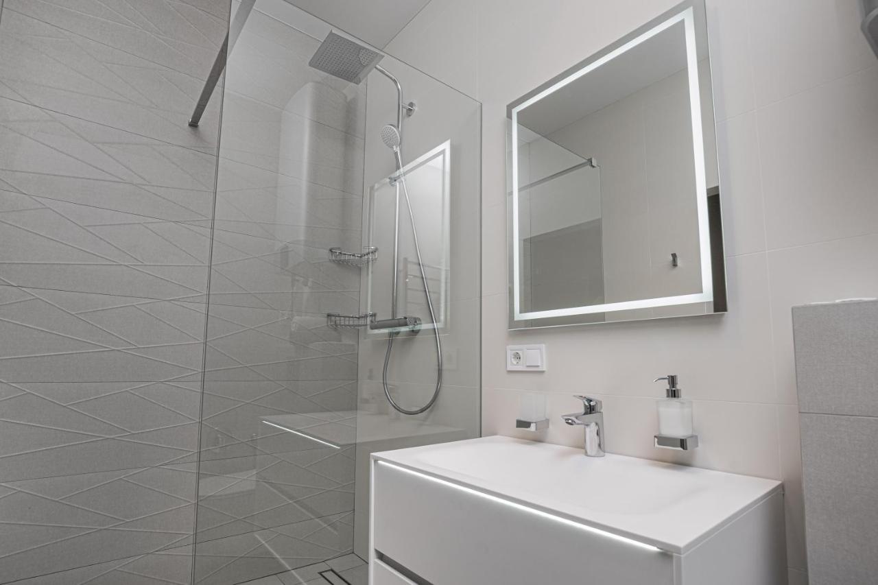 Pearl 45 Panoramic Sea View Apartment Одеса Екстер'єр фото